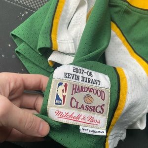 Mitchell and ness Large Kevin Durant Rookie Jersey